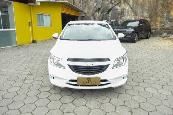 CHEVROLET ONIX 1.0 MPFI JOY 8V FLEX 4P MANUAL